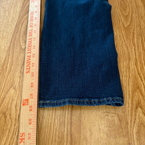 Levi Strauss Womens Curvy Straight Stretch Jeans Vintage 16S Tag 28” Inseam - Picture 6 of 9